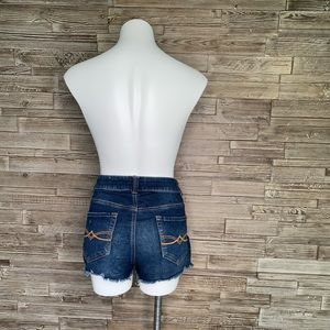 Mudd extreme stretch jean shorts